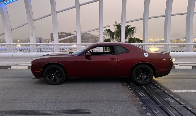 Аренда Dodge Challenger Coupe в Дубаи